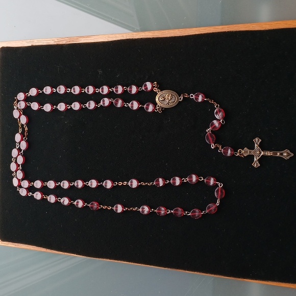 Jewelry - Vintage Rosary